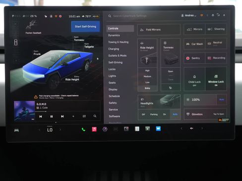 Used 2024 Tesla Cybertruck AWD Crew Cab image 25