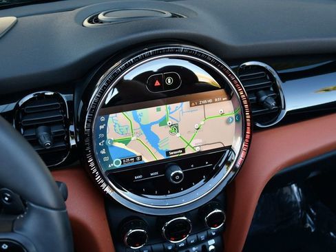 Used 2023 MINI Cooper S image 67