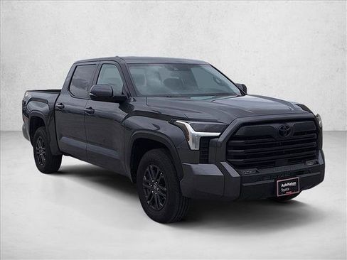 Used 2025 Toyota Tundra SR5 image 3