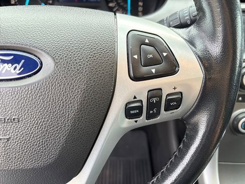 Used 2013 Ford Edge SEL image 21