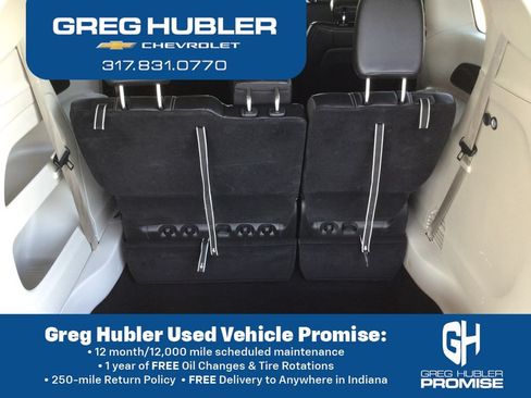 Used 2024 Chrysler Pacifica Touring-L FWD image 40