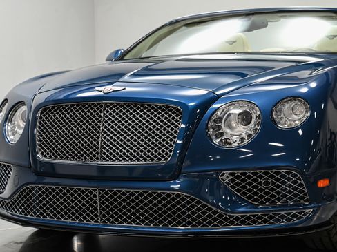 Used 2017 Bentley Continental GT V8 S image 43