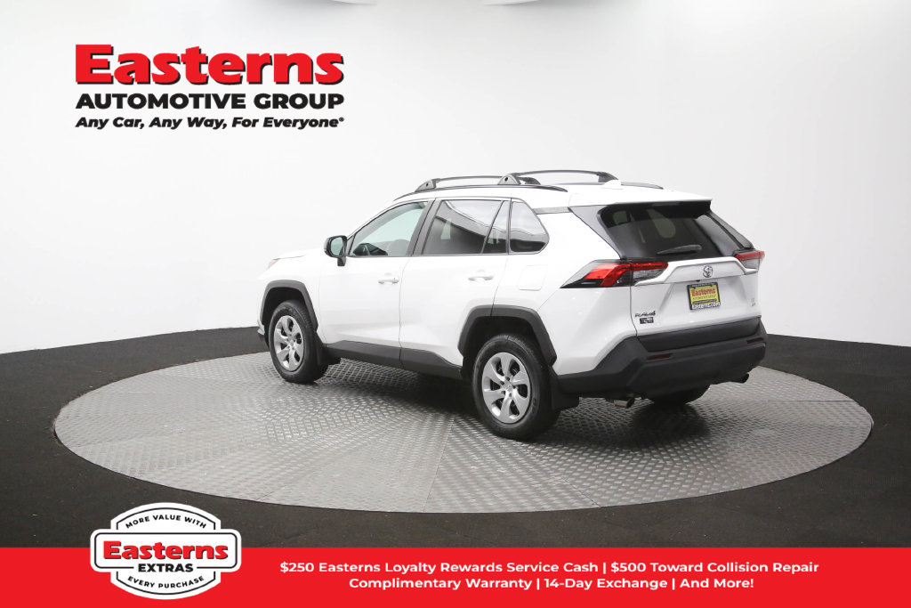 Used 2021 Toyota RAV4 LE AWD/4WD image 64