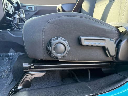 Used 2019 Jeep Wrangler Unlimited Sport S AWD/4WD image 14
