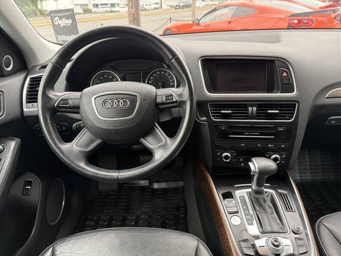 Used 2013 Audi Q5 2.0T Prestige AWD/4WD image 28