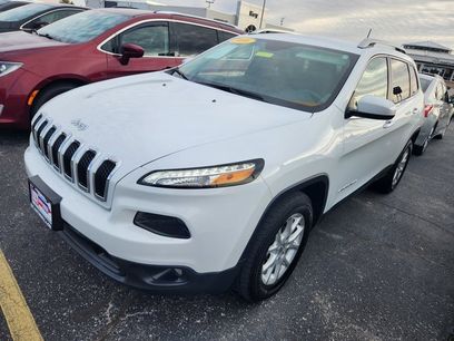 Used 2016 Jeep Cherokee Latitude w/ Cold Weather Group