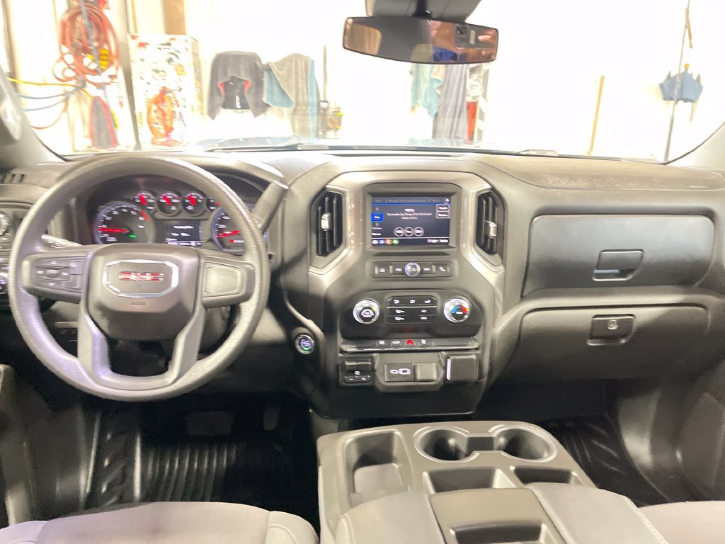 Used 2024 GMC Sierra 2500 Pro w/ Convenience Package AWD/4WD image 26