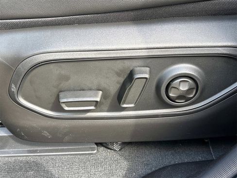 New 2025 Jeep Grand Cherokee Limited w/ Black Appearance Package image 28