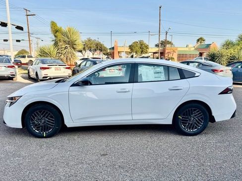 New 2026 Nissan Sentra SV w/ Floor Mat Package image 4