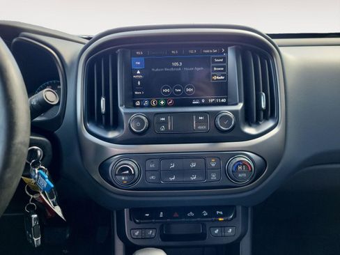 Used 2022 Chevrolet Colorado Z71 image 14