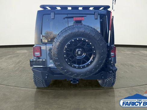 Used 2014 Jeep Wrangler Unlimited Rubicon w/ Connectivity Group image 5