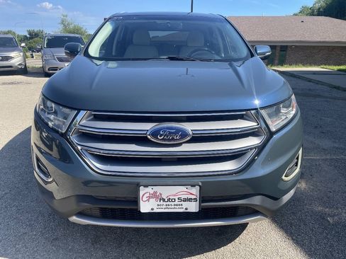 Used 2016 Ford Edge Titanium w/ Technology Package FWD image 4
