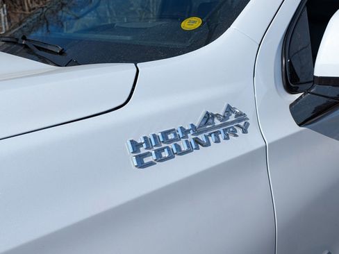 New 2026 Chevrolet Tahoe High Country AWD/4WD image 4