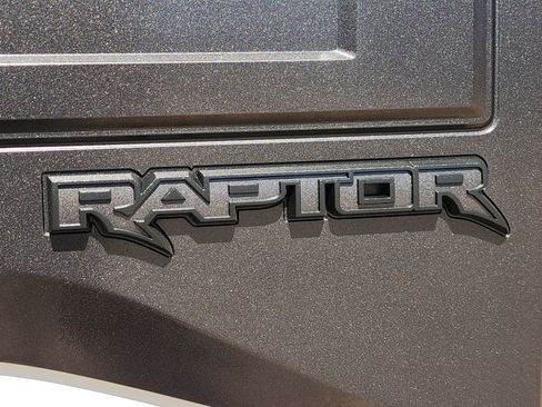 Used 2018 Ford F150 Raptor w/ Equipment Group 802A Luxury image 13