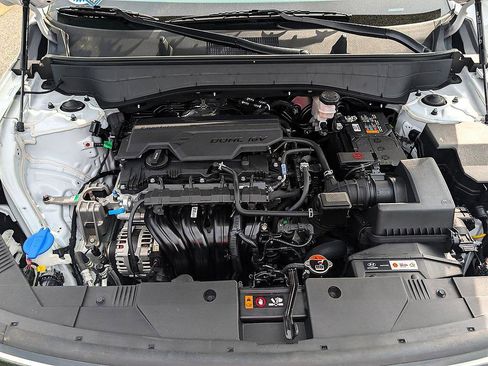 Used 2025 Hyundai Kona SEL image 28