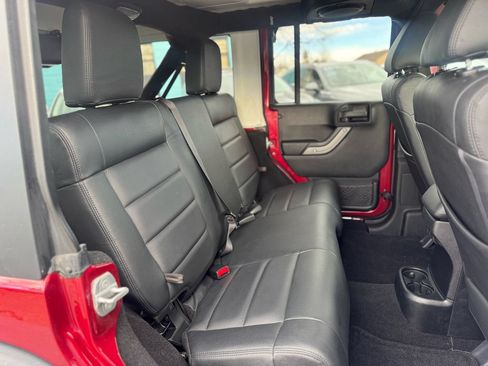Used 2012 Jeep Wrangler Unlimited Sport AWD/4WD image 10