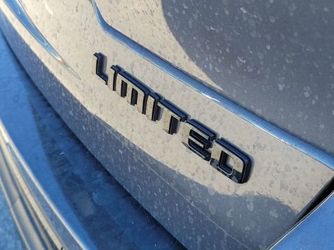 New 2024 Jeep Grand Cherokee Limited w/ Black Appearance Package image 6