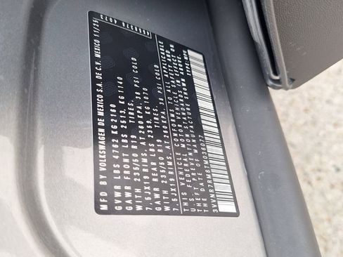 New 2026 Volkswagen Tiguan SE image 31