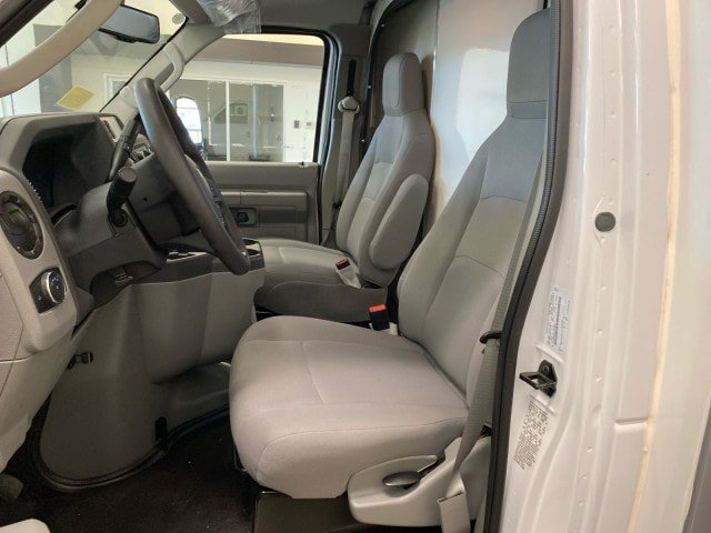 New 2026 Ford E-450 and Econoline 450 Super Duty w/ Power Equipment Group RWD image 15
