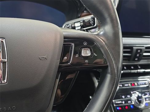 Used 2020 Lincoln Corsair Reserve w/ Equipment Group 201A image 18