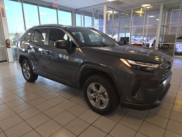 Used 2023 Toyota RAV4 LE AWD/4WD image 2