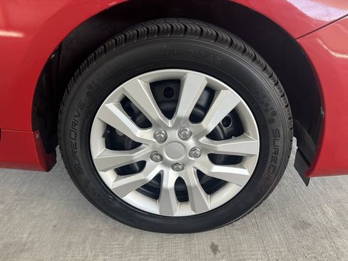 Used 2012 Toyota Corolla LE FWD image 24