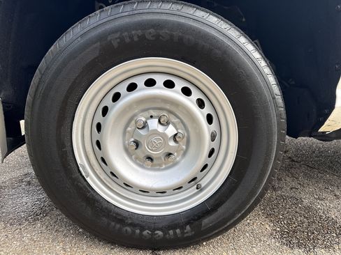 Used 2024 Toyota Tacoma SR image 10