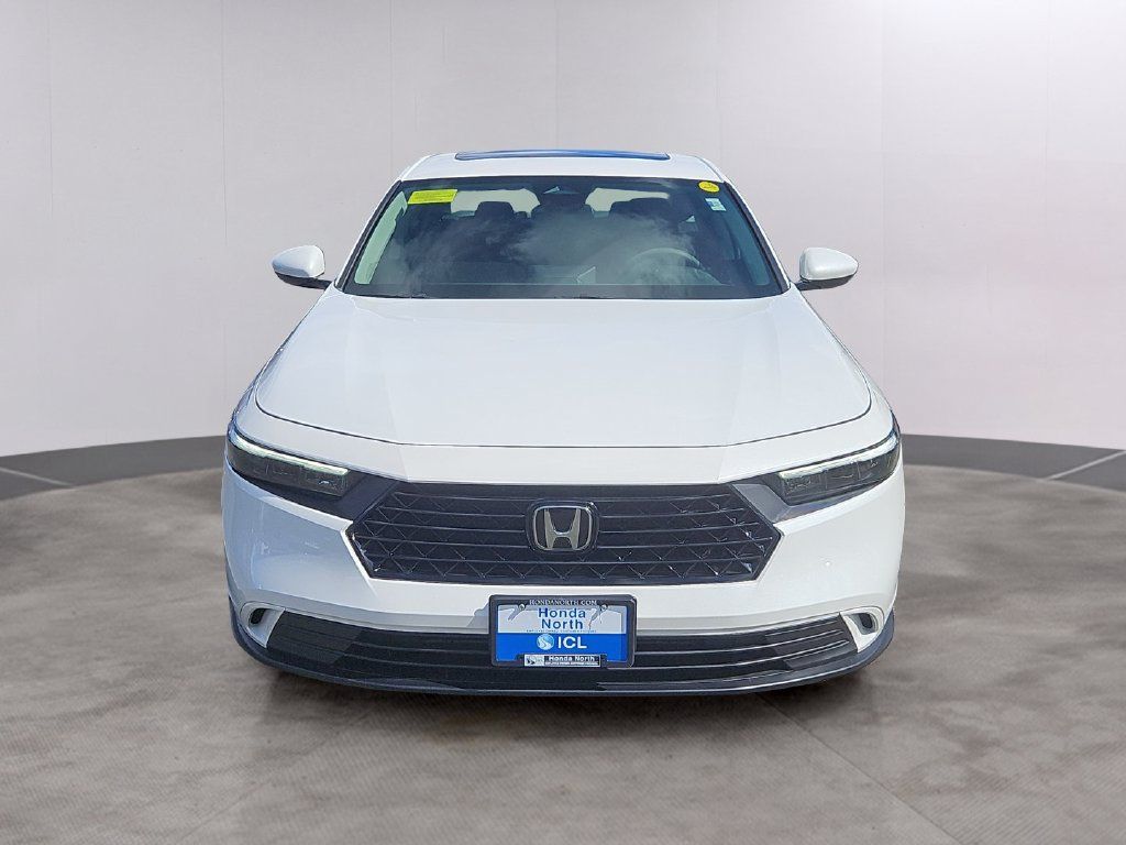 Used 2024 Honda Accord EX image 2