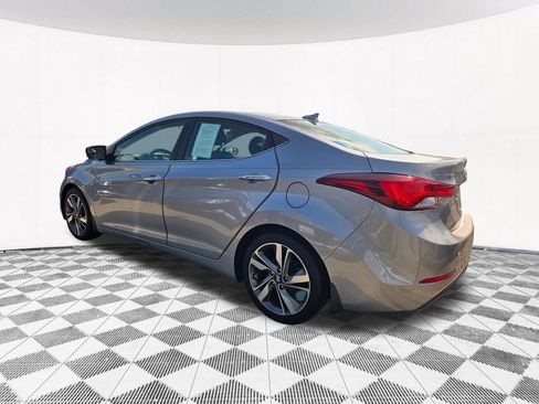 Used 2015 Hyundai Elantra Limited FWD image 16