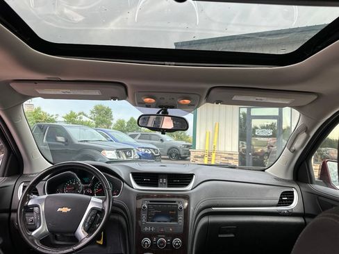 Used 2016 Chevrolet Traverse LT w/ True North Edition FWD image 28