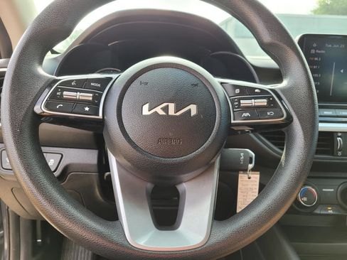 Used 2024 Kia Forte LXS FWD image 23