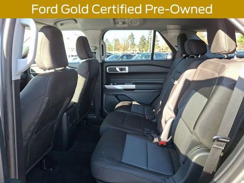 Used 2022 Ford Explorer XLT w/ Class IV Trailer Tow Package AWD/4WD image 11