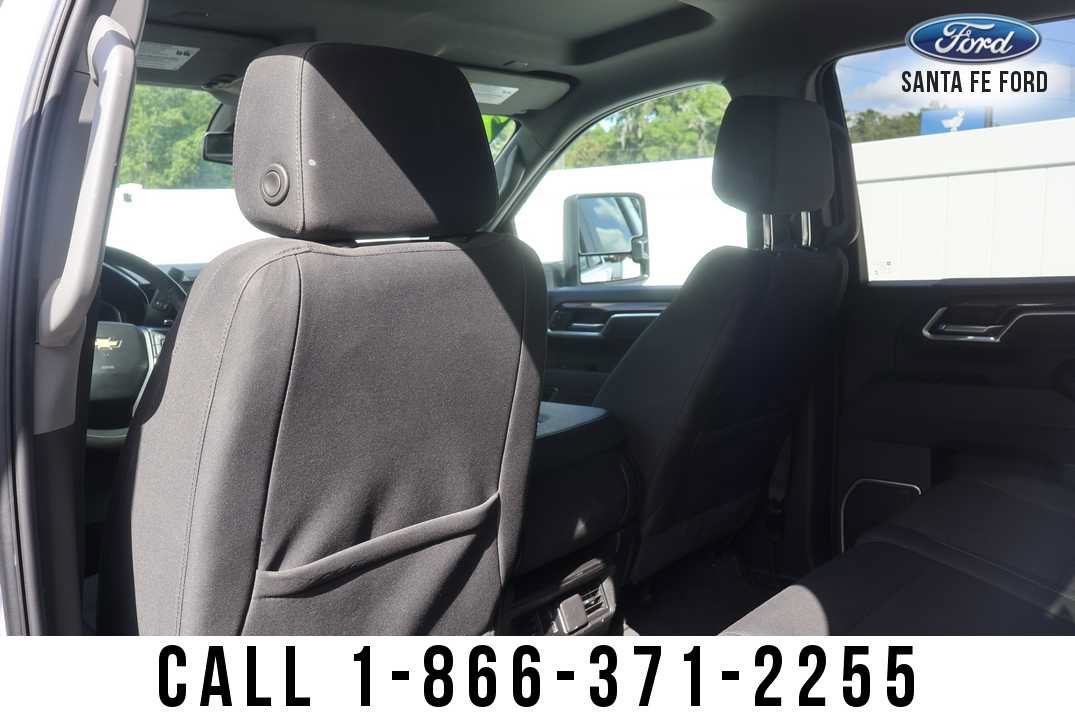 Used 2025 Chevrolet Silverado 2500 LT w/ Safety Package AWD/4WD image 21