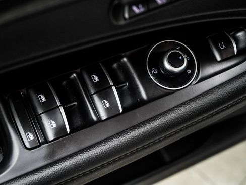 Used 2023 Alfa Romeo Stelvio Ti image 44