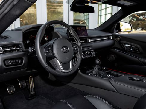 Used 2024 Toyota Supra image 34