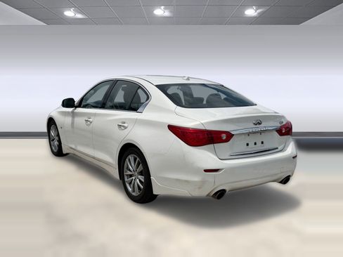 Used 2015 INFINITI Q50 Premium w/ Navigation Package RWD image 3