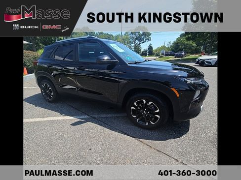 Used 2023 Chevrolet TrailBlazer LT w/ Convenience Package AWD/4WD image 3