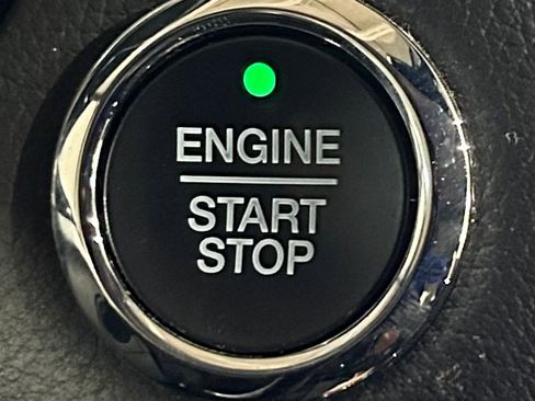 Used 2020 Ford Fusion SE FWD image 50
