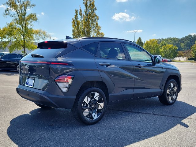 Used 2024 Hyundai Kona SEL AWD/4WD image 4