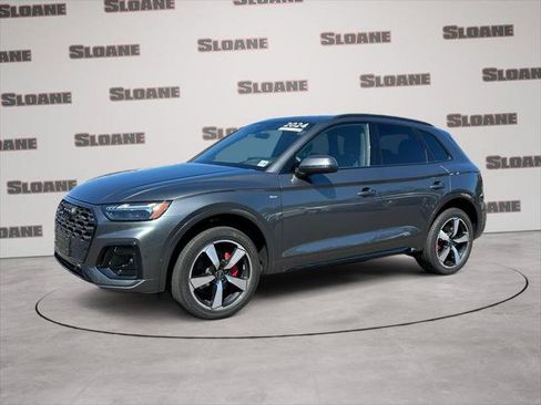 Certified 2024 Audi Q5 2.0T Prestige w/ Prestige Package AWD/4WD image 1