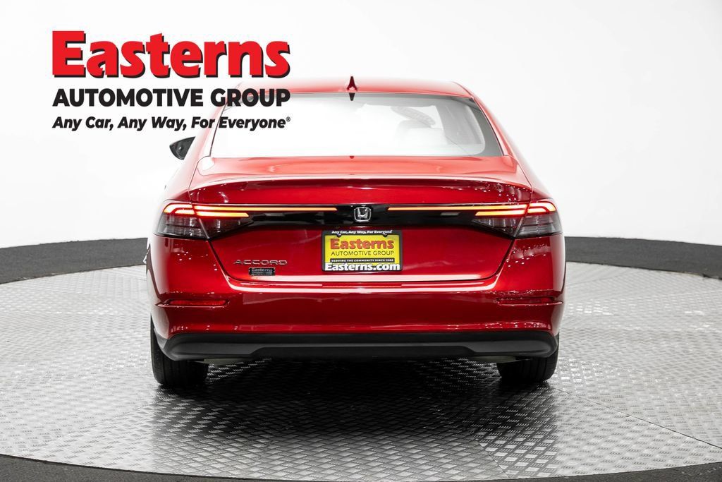 Used 2024 Honda Accord EX image 8