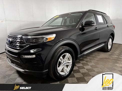 Used 2023 Ford Explorer XLT w/ Equipment Group 202A image 1