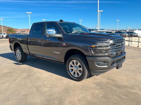 New 2025 RAM 2500 Laramie image 7