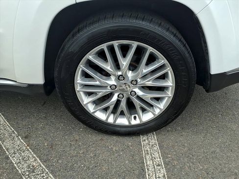 Used 2018 Jeep Grand Cherokee Summit image 18