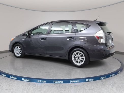 Used 2014 Toyota Prius V Three FWD image 8
