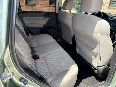 Used 2017 Subaru Forester 2.5i Premium AWD/4WD image 47