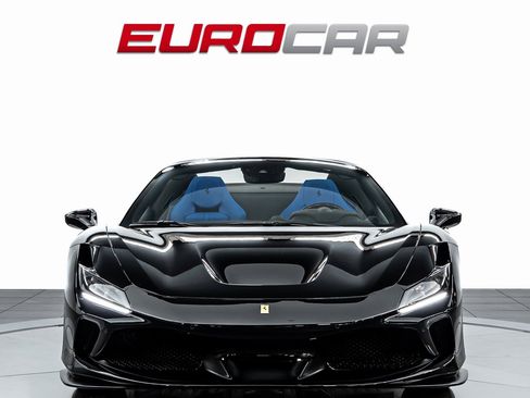 Used 2022 Ferrari F8 Tributo image 10