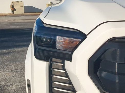 Used 2024 Toyota Tacoma SR5 image 9