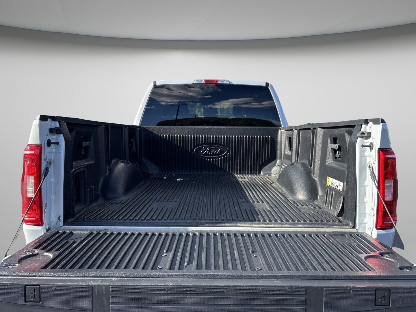 Used 2021 Ford F150 XL w/ Equipment Group 101A High AWD/4WD image 10