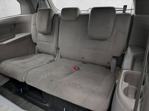 Used 2015 Honda Odyssey LX image 18